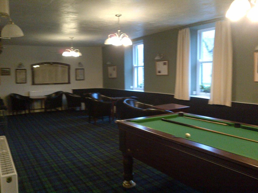 Crown Hotel Langholm Kültér fotó